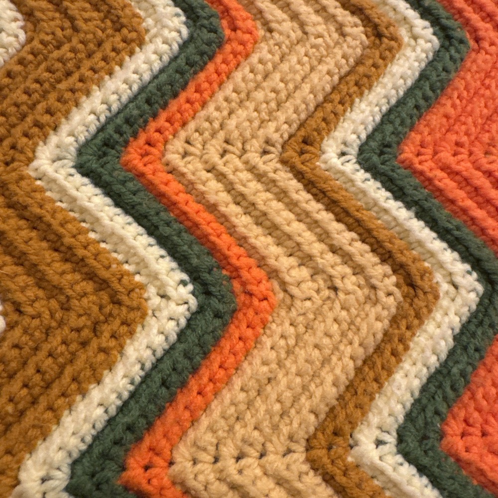 Vintage Crocheted Afghan Throw Blanket Zig Zag Chevron Granny Boho 80" x 40" - Picture 3 of 6
